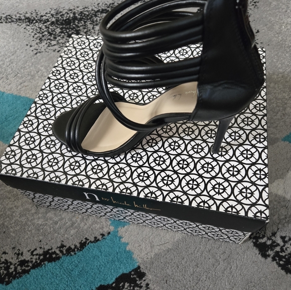 N by Nicole Miller - Picture 3 of 5